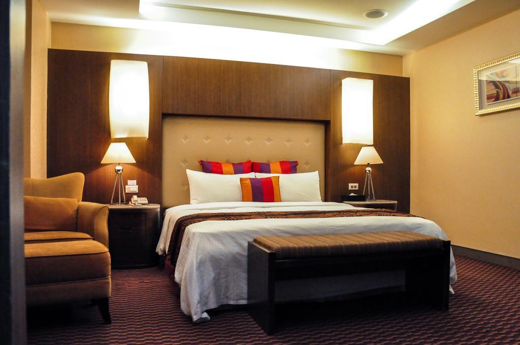 Jingan Classic Inn Zhonghe  Exterior photo