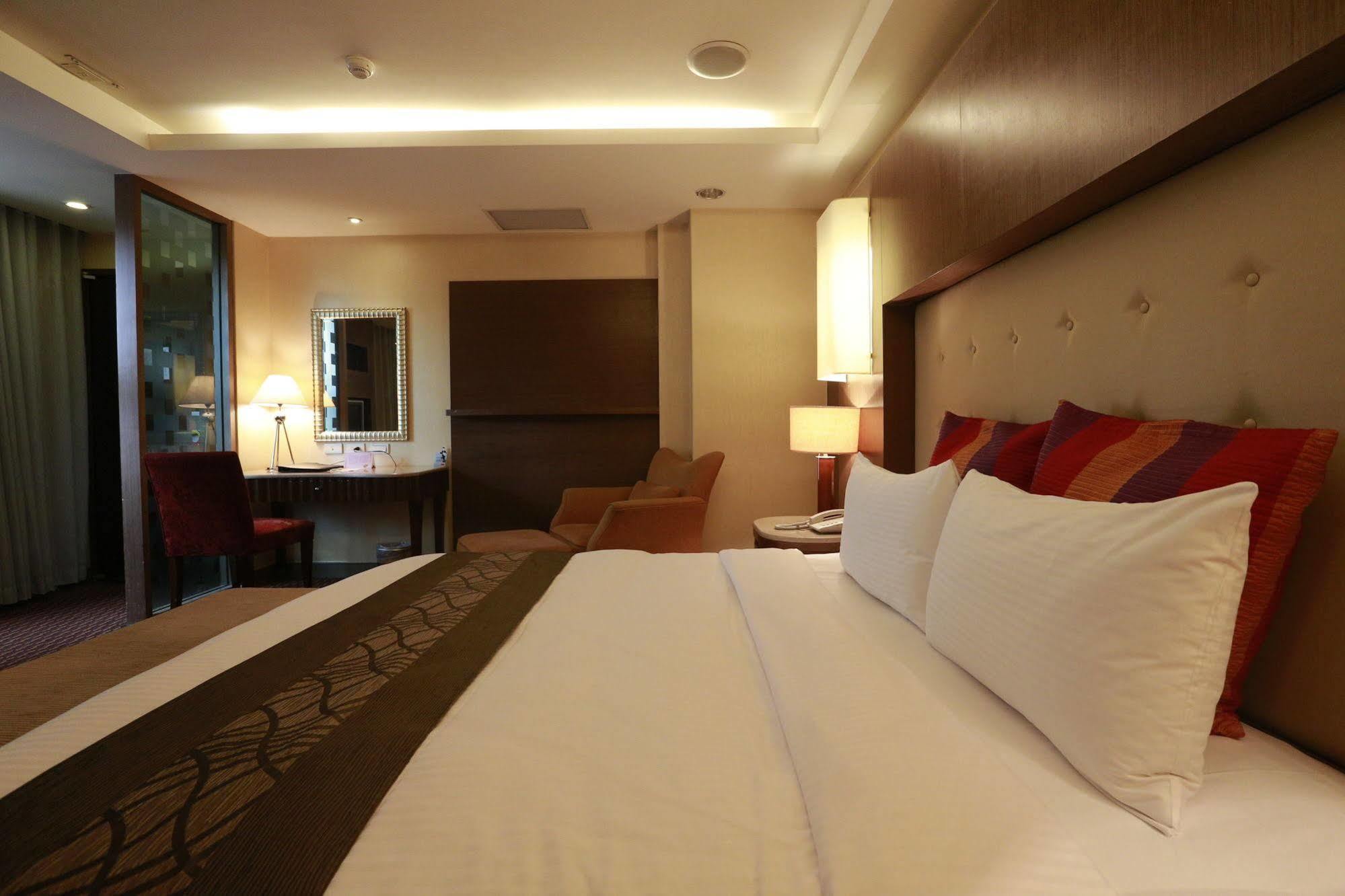 Jingan Classic Inn Zhonghe  Exterior photo