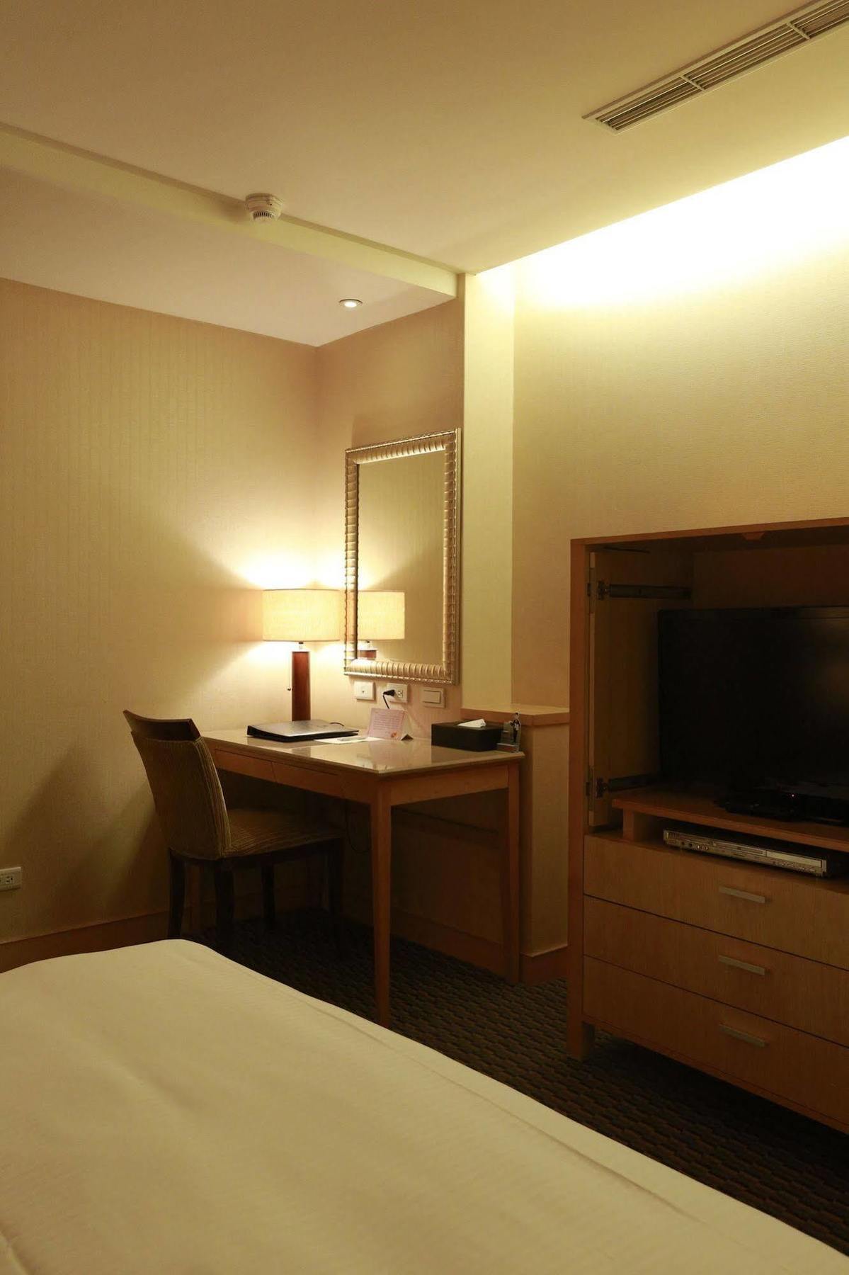 Jingan Classic Inn Zhonghe  Exterior photo
